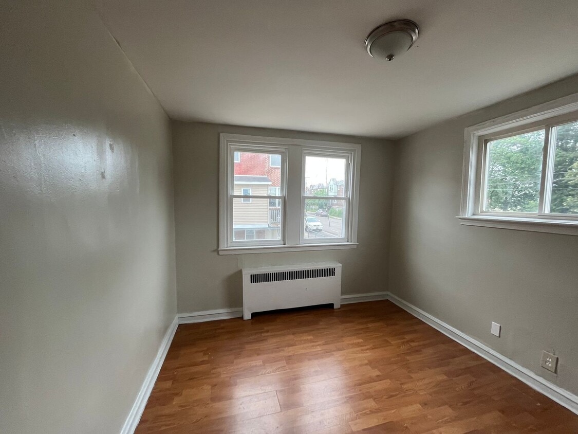 Foto del edificio - 1400 Magee Ave