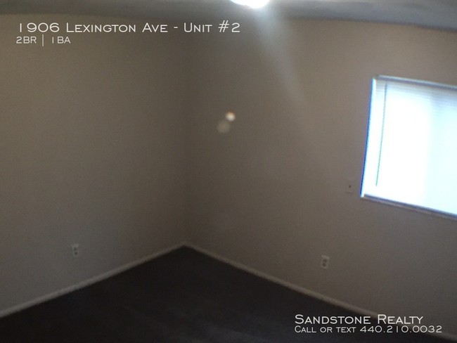 Building Photo - 2 BR, Central Air, Section 8 OK!