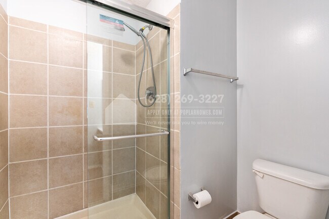 Foto del edificio - 6614 Seward Rd