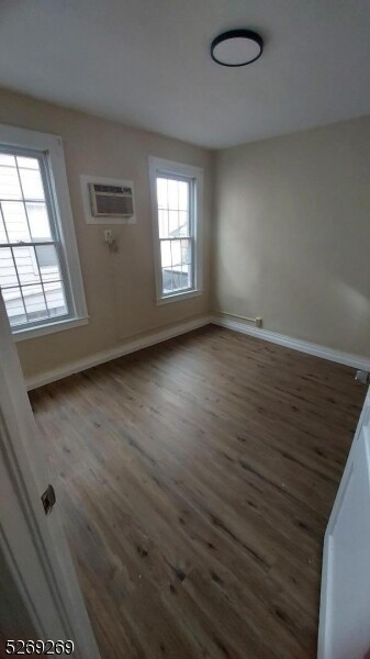 Foto del edificio - 927-929 E 22nd St