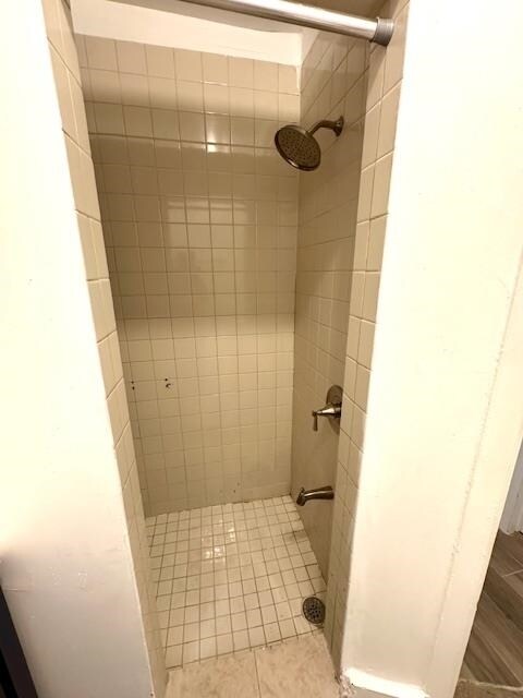 Foto del edificio - 107 Zabriskie St