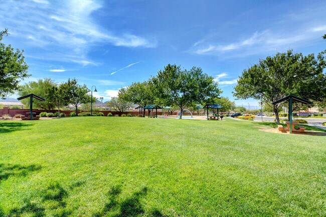 Building Photo - 2578 Lazy Saddle Dr