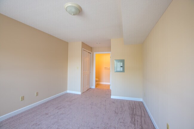 Building Photo - 1811 Pelton Park Ln