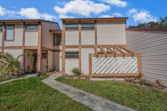 Foto del edificio - 113 Sherwood Cir