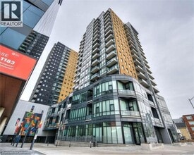 Building Photo - 104 Garment St