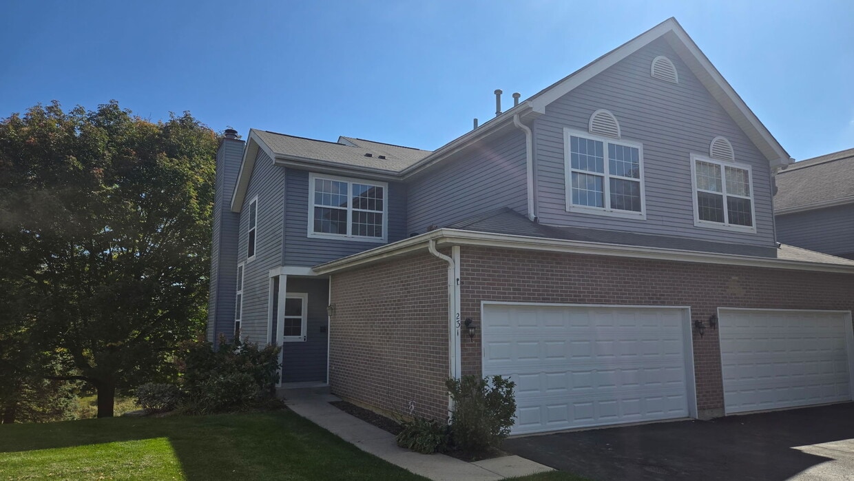Primary Photo - 231 Grandview Ct