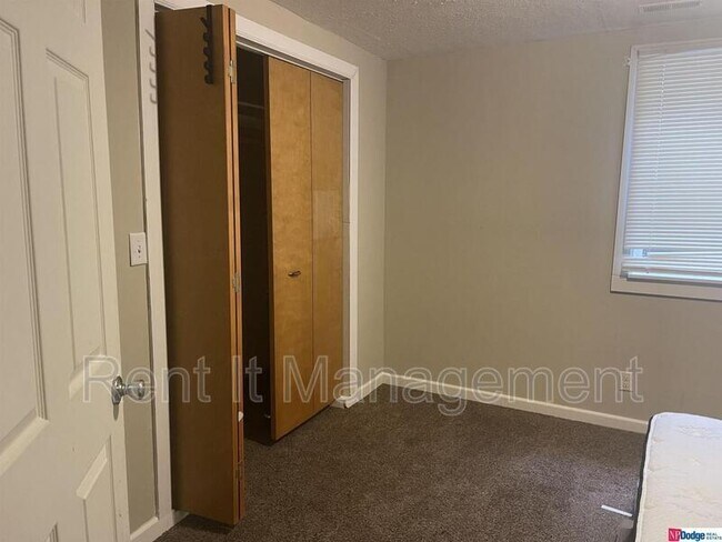 Building Photo - 4206 Ohio St