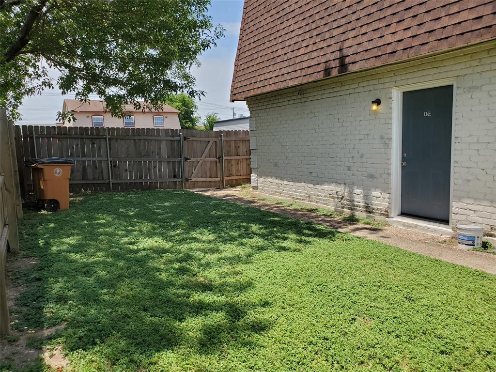 Foto principal - 2208 Mission Hill Dr
