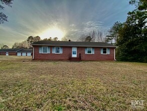 Building Photo - 1949 Reedy Creek Rd