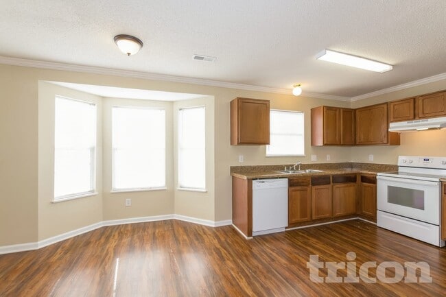 Building Photo - 7 Barnley Ct