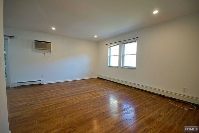 Foto del edificio - 8 Leary Ln