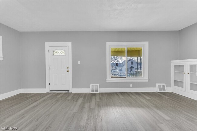 Foto del edificio - 516 Whitney Ave