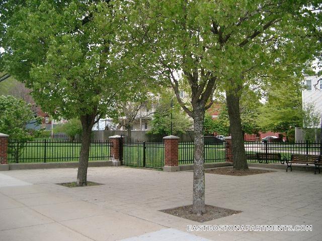 Building Photo - 30 Decatur St