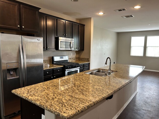 Building Photo - Modern Comfort Meets Classic Charm – 4BR H...