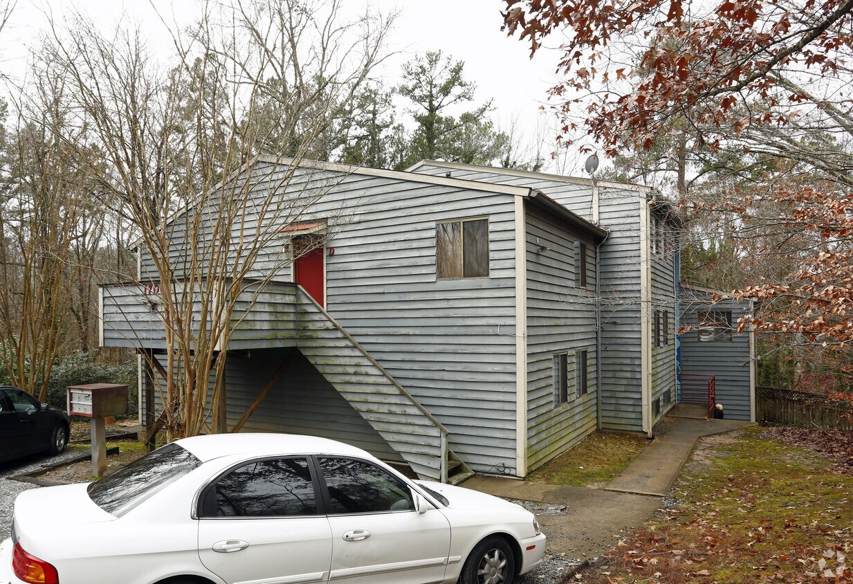 Primary Photo - 1700 Merrimac St
