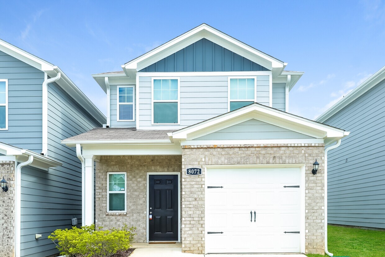 Foto principal - 8072 Hagood St