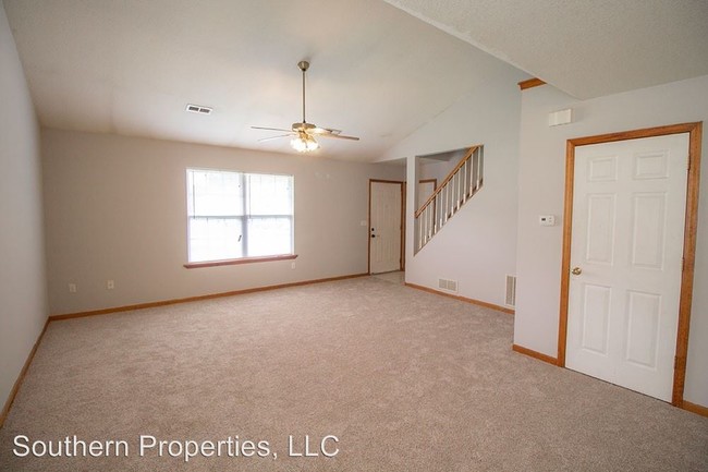Building Photo - 4 br, 2 bath House - 5559 Pinehurst Lane