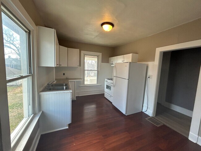 Foto del edificio - 925 E 14th St