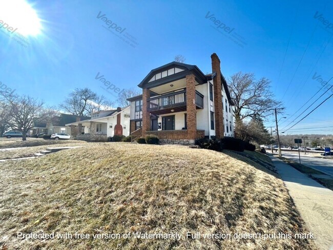 Foto del edificio - 5302 Charlotte St