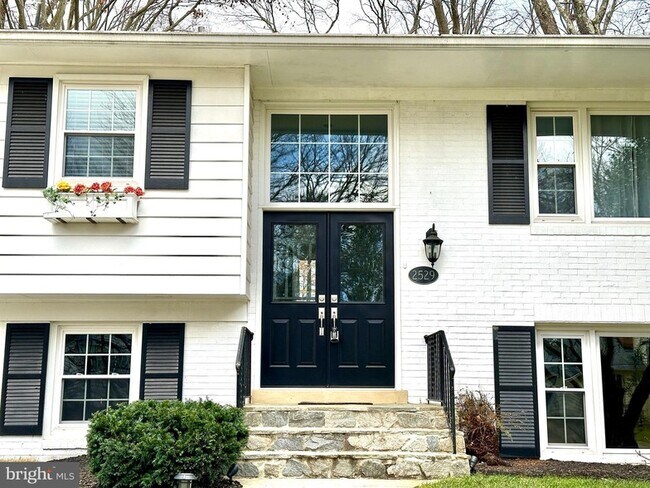 Foto del edificio - 2529 W Meredith Dr