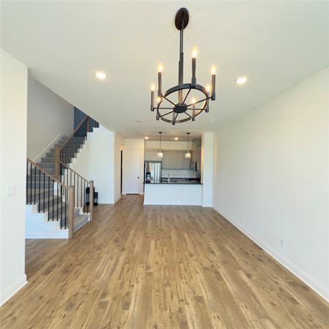 Building Photo - 837 Lennox Dr