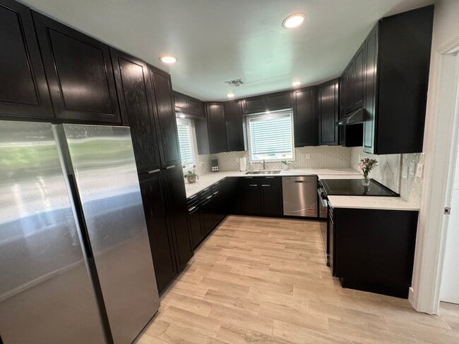 Foto del edificio - 2600 SW 7th St