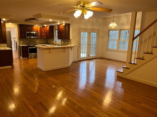 Building Photo - 417 Shade Tree Way