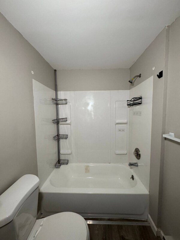 Foto del edificio - 344 S 6th St