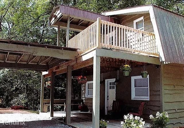 Foto principal - 8757 Buck Creek Rd