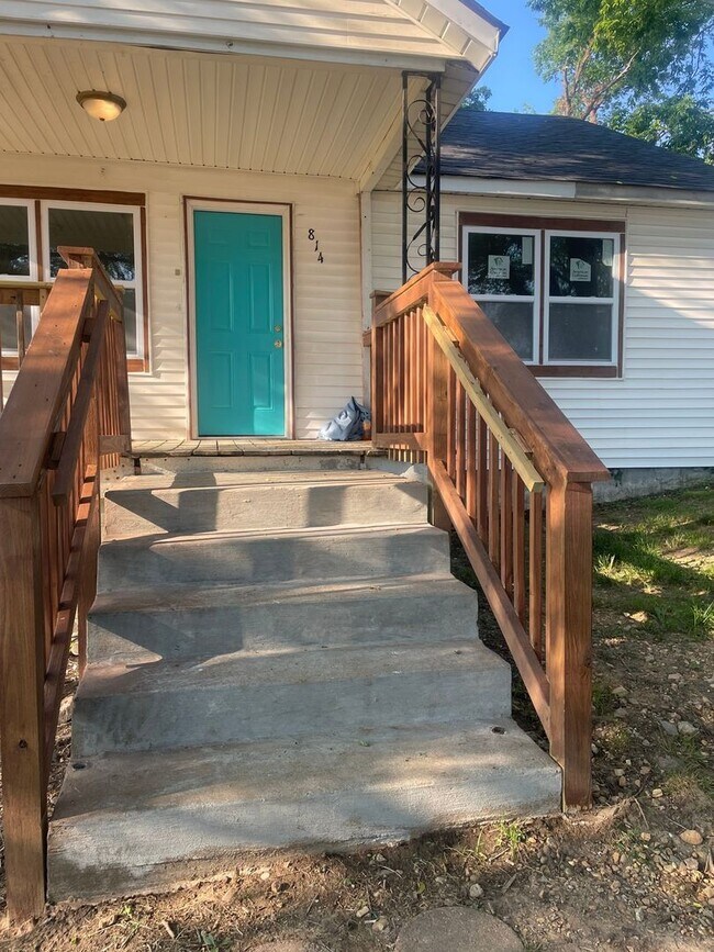 Foto del edificio - Charming 3BR House in Clarksville