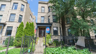 Building Photo - 3817 N Wilton Ave