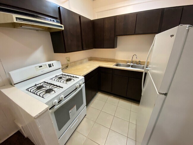 Foto del edificio - 2548 W Fitch Ave