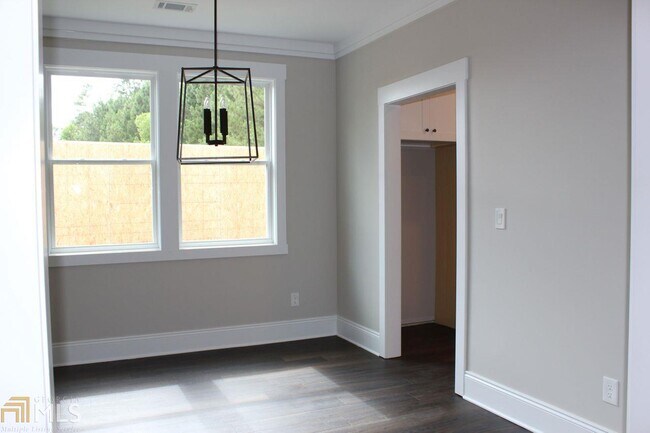 Building Photo - 237 N Fortune Way