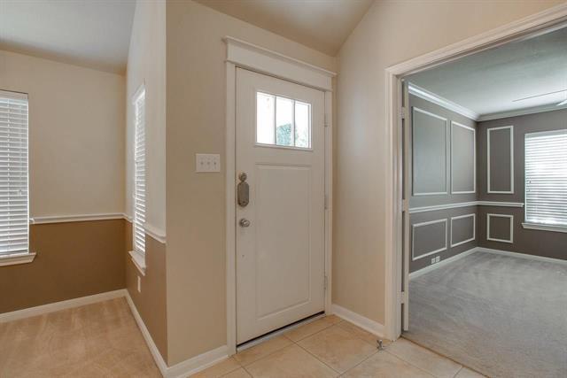 Foto del edificio - 4925 Carrotwood Dr