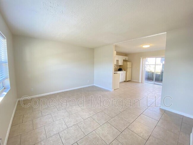 Building Photo - 1313 Browning St