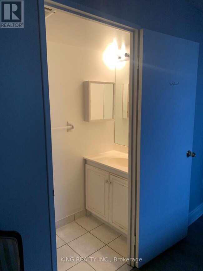 Photo du bâtiment - 25 Sunrise Ave