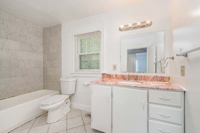 Foto del edificio - 1622 Fairmount St