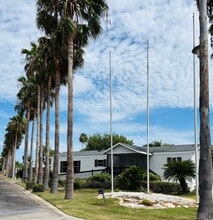 Building Photo - 489 Yolanda St