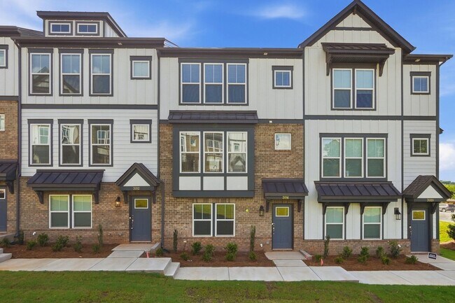 Foto del edificio - Brand-New Townhome in the University area at Senata at Research Park!