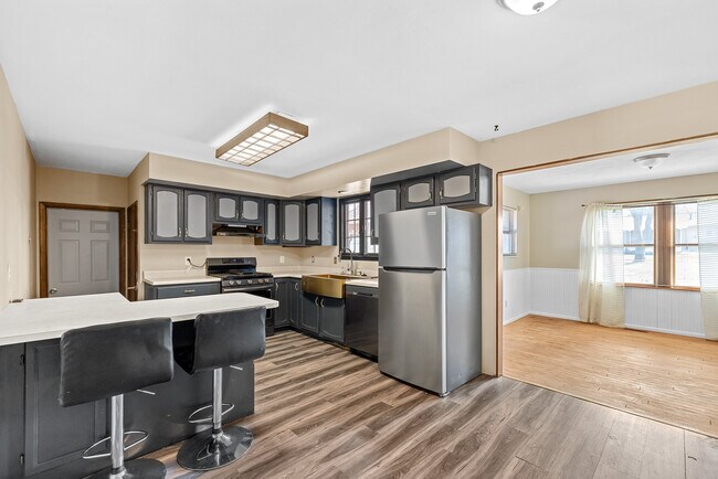 Foto del edificio - 1224 Wheaton Dr