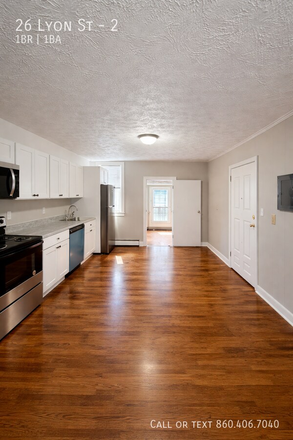 Building Photo - 26 Lyon St