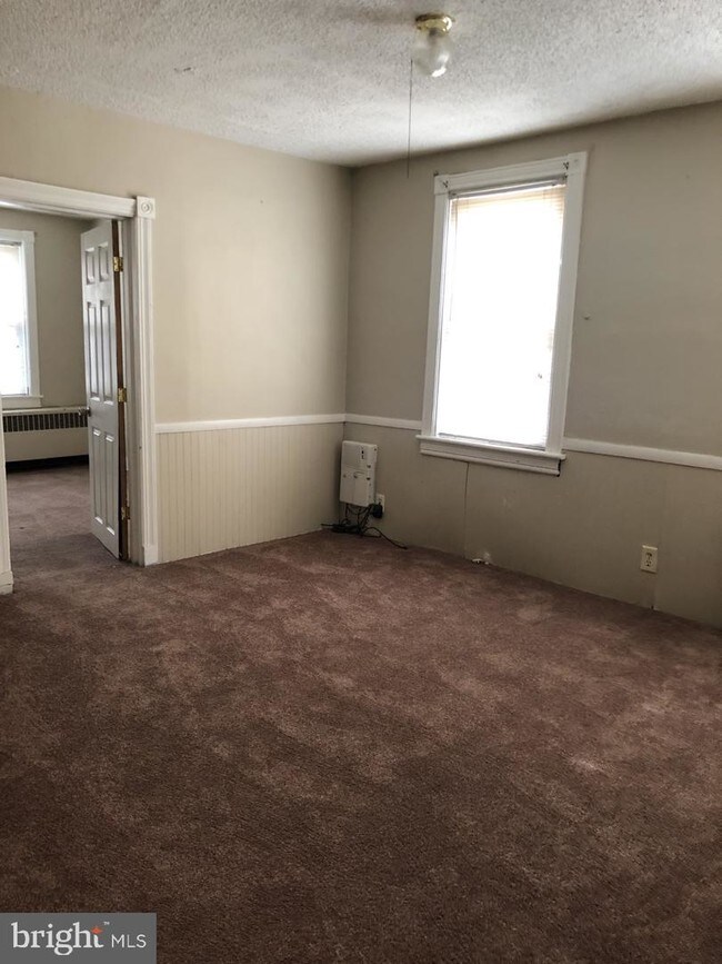 Foto del edificio - 124 Mt Holly Ave