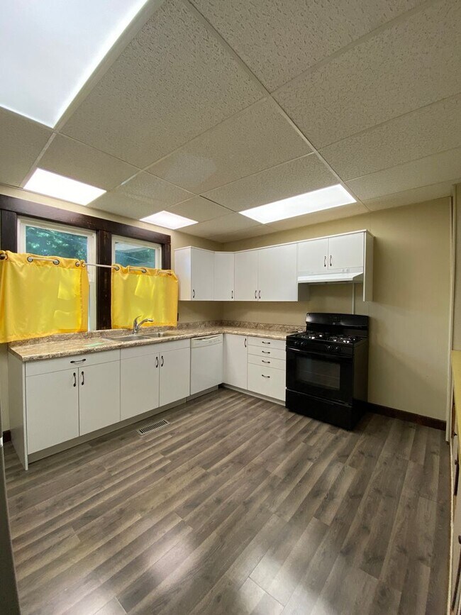 Foto del edificio - 505 Middlebury St