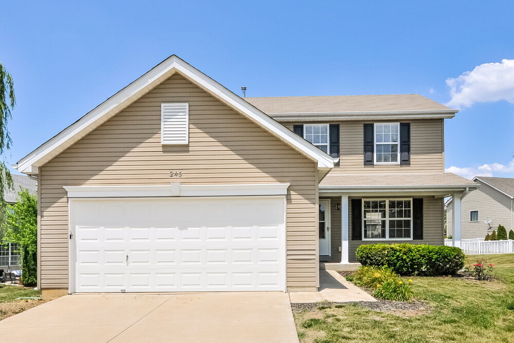 Foto principal - 245 Spring Borough Dr