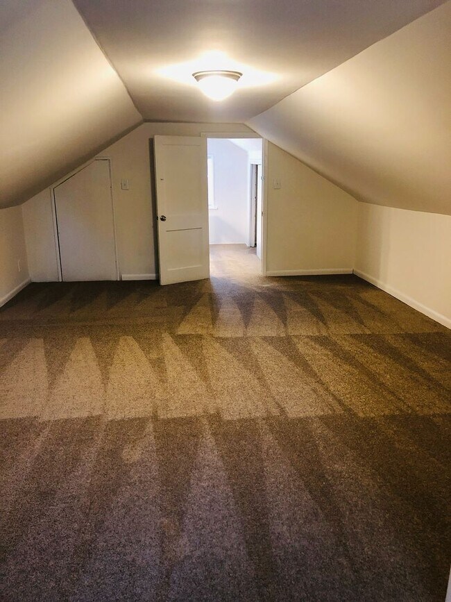 Foto del edificio - Adorable 3 bdrm/1.5 bath Home on a Corner ...