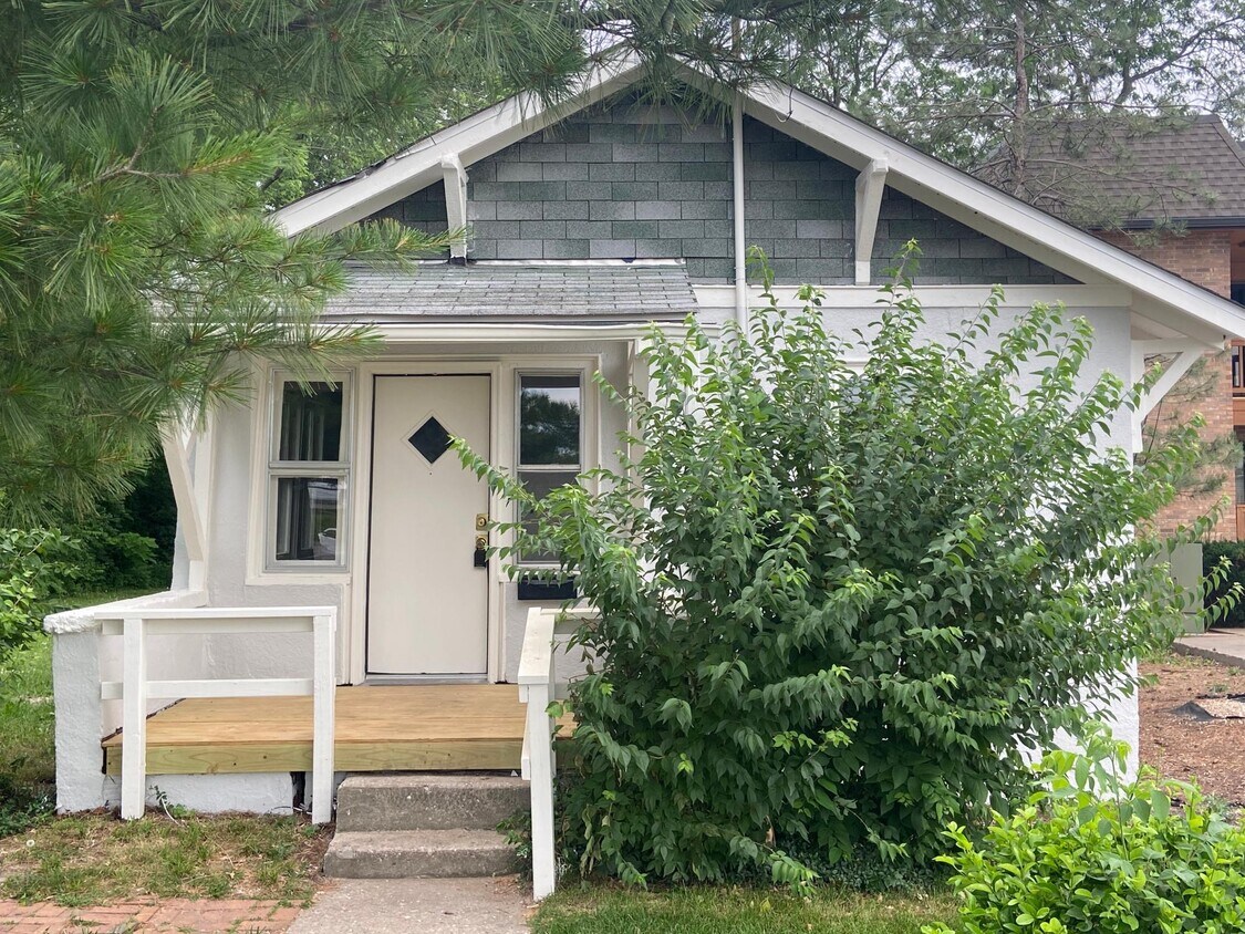 17 E Walnut St, Columbia, MO 65203 House Rental in Columbia, MO