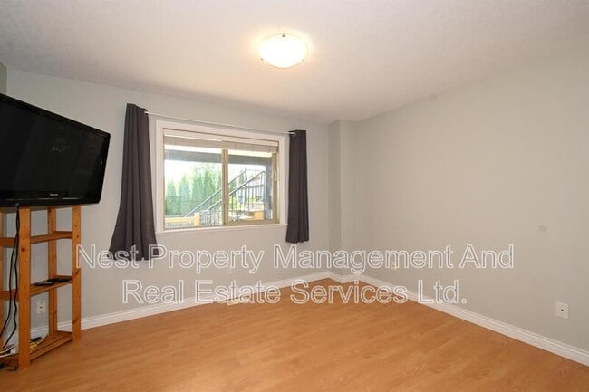 Photo du bâtiment - 7650 Grayshell Rd