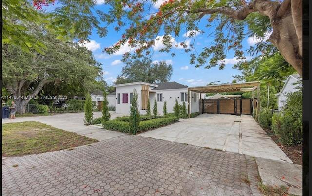 Foto del edificio - 5855 SW 62nd St