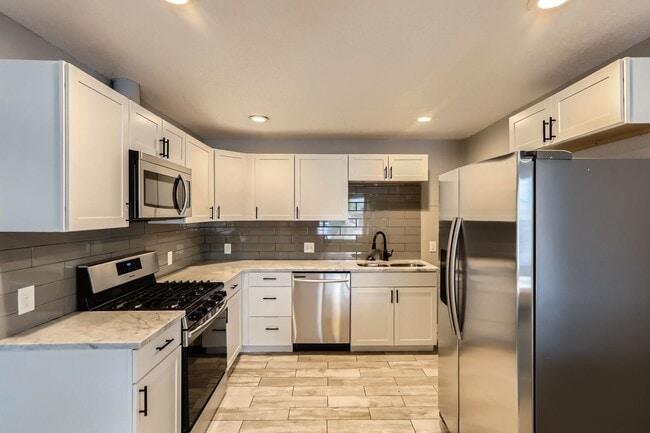 Foto del edificio - 1314 S Meade St