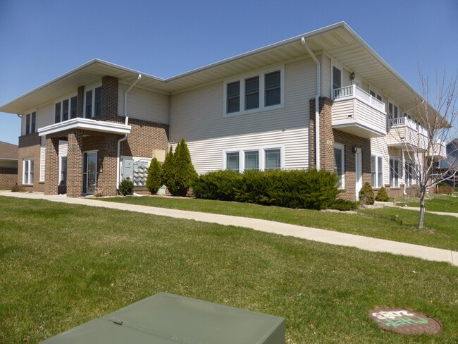 Building Photo - 2321 Bristol Dr